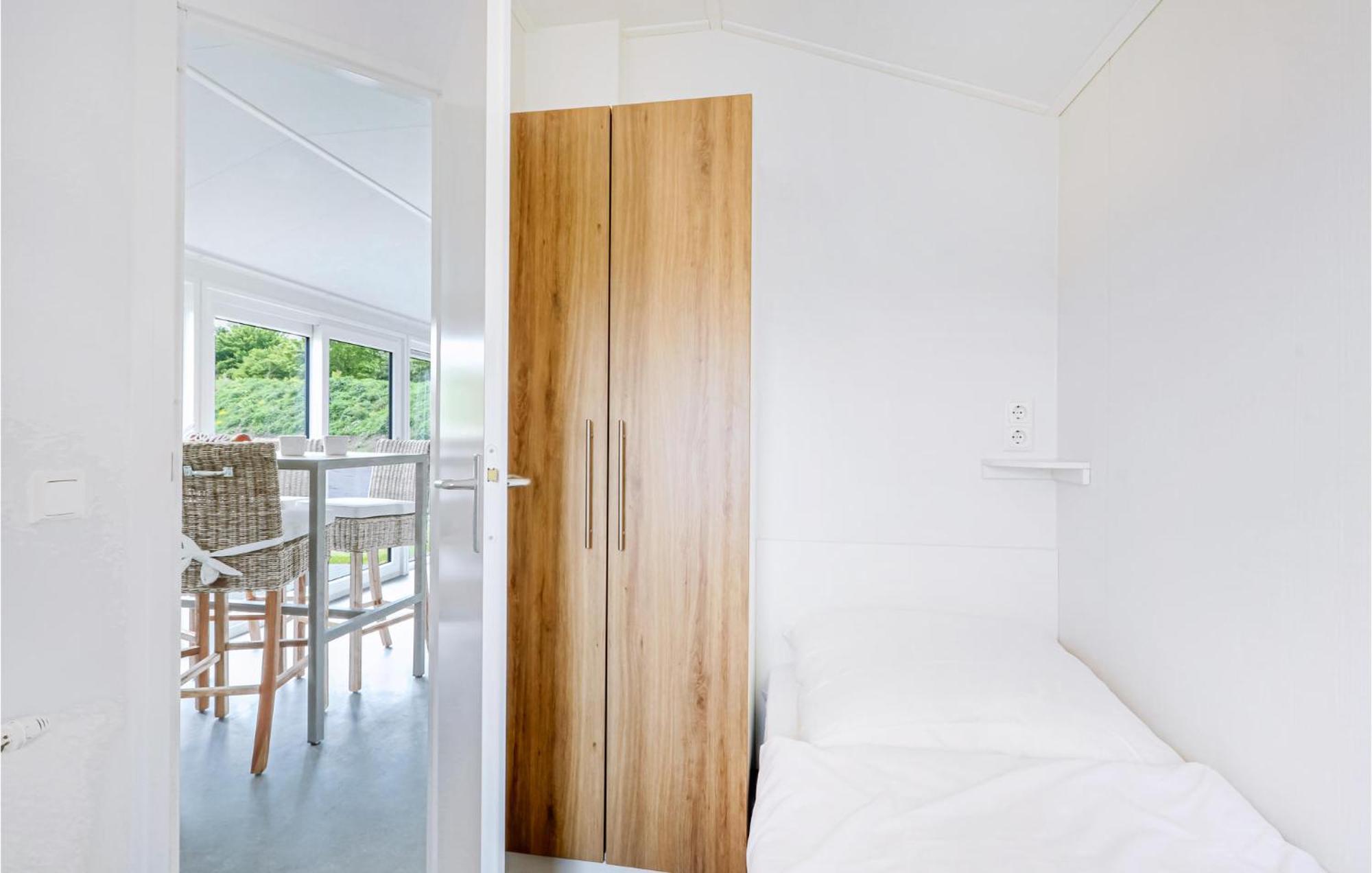 Amazing Home In Suesel With Kitchen Susel Exterior foto